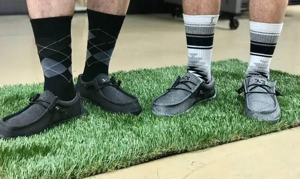 Best-Socks-To-Wear-With-Hey-Dudes