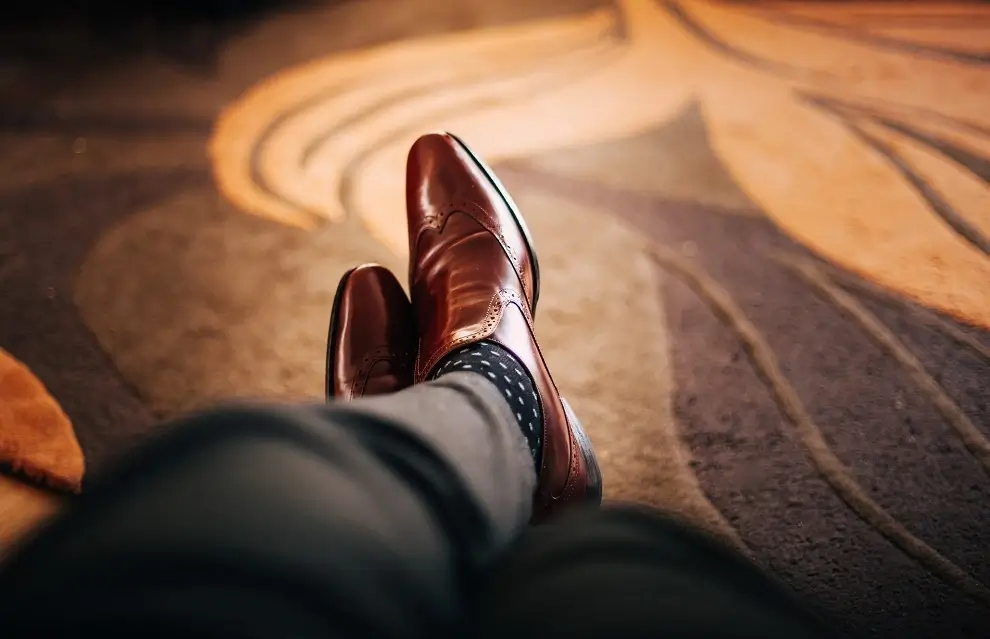 What-Color-Socks-To-Wear-With-Brown-Shoes
