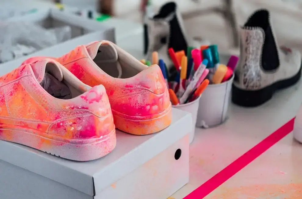 Get-Acrylic-Paint-Out-Of-Shoes