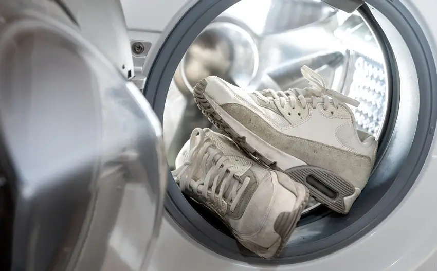 How-To-Clean-New-Balance-Shoes-By-Washing-Machine
