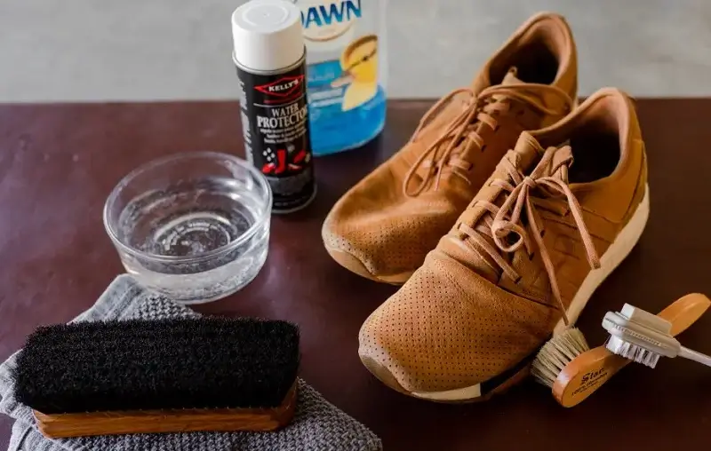 how-to-clean-new-balance-leather-shoes